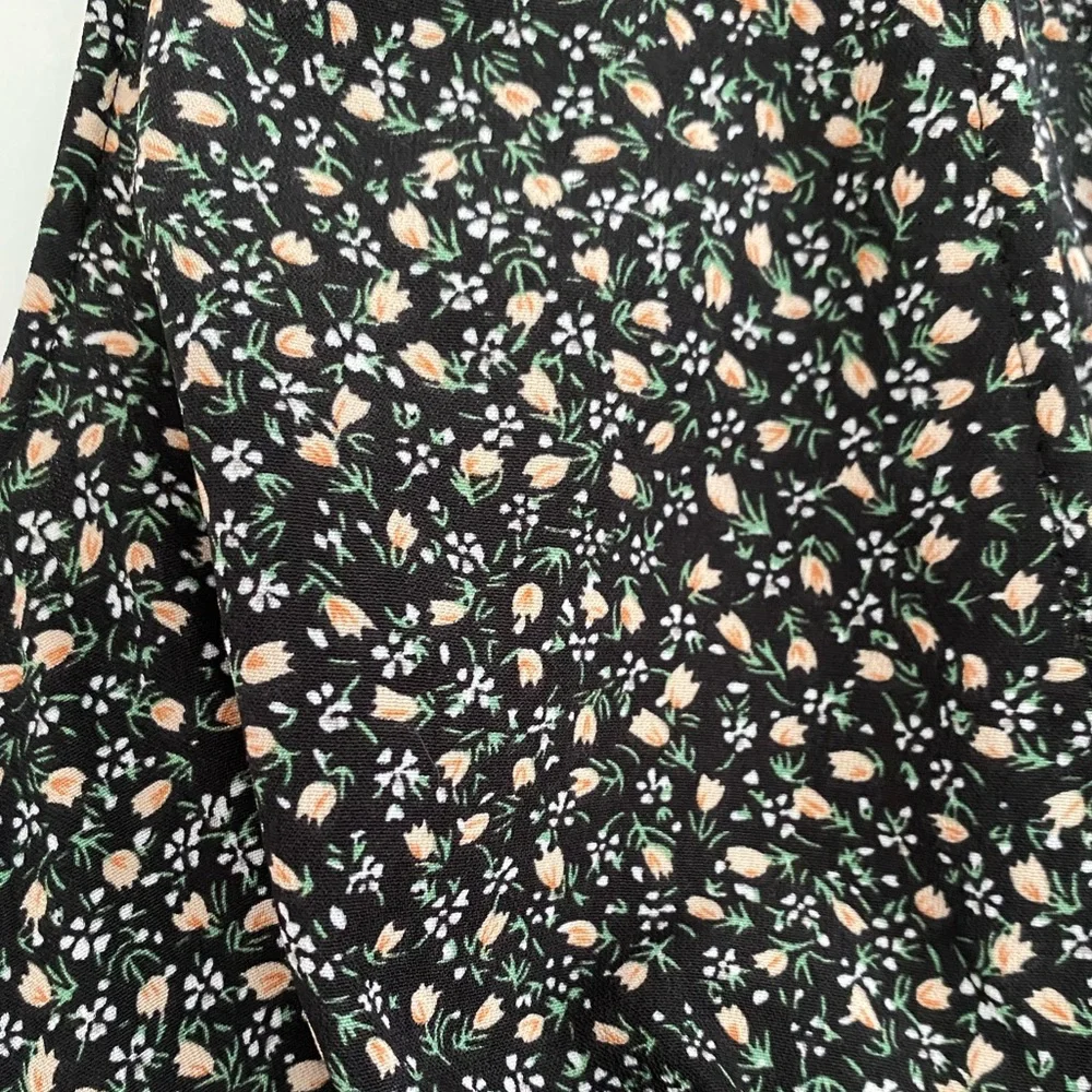 Lulu’s • Ruffled midi dress - Picture 12 of 13